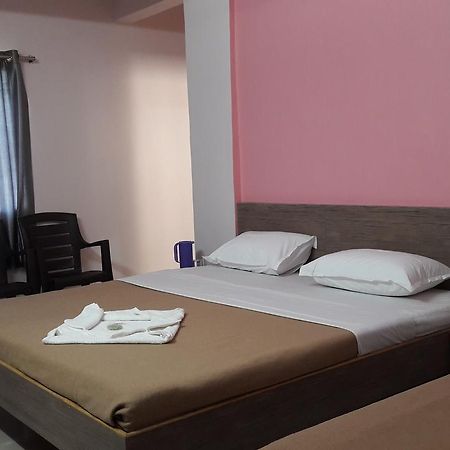 Hotel Aurangabad Regency Bagian luar foto