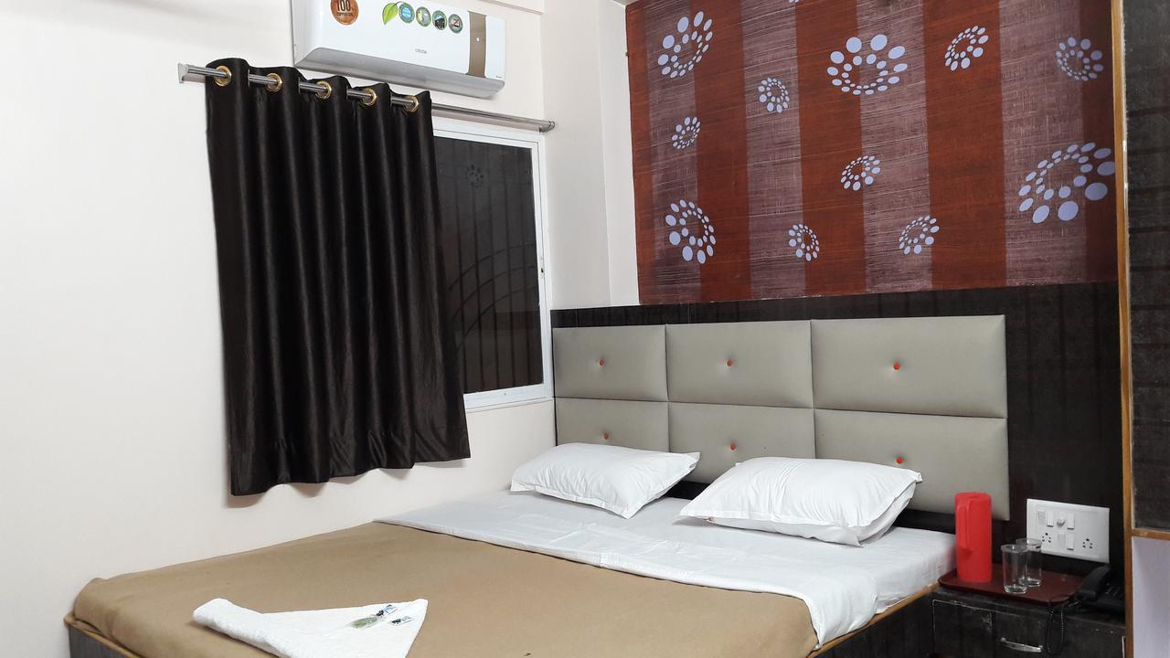 Hotel Aurangabad Regency Bagian luar foto