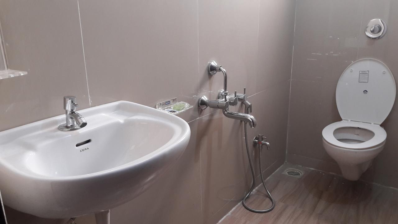 Hotel Aurangabad Regency Bagian luar foto