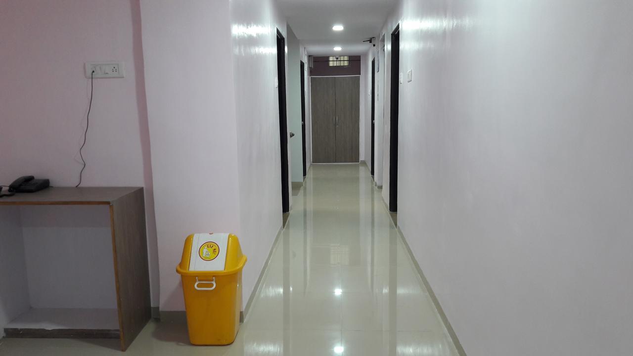 Hotel Aurangabad Regency Bagian luar foto