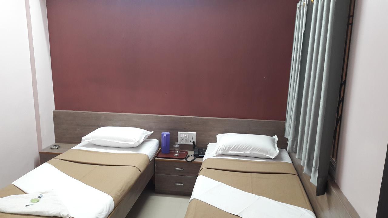 Hotel Aurangabad Regency Bagian luar foto
