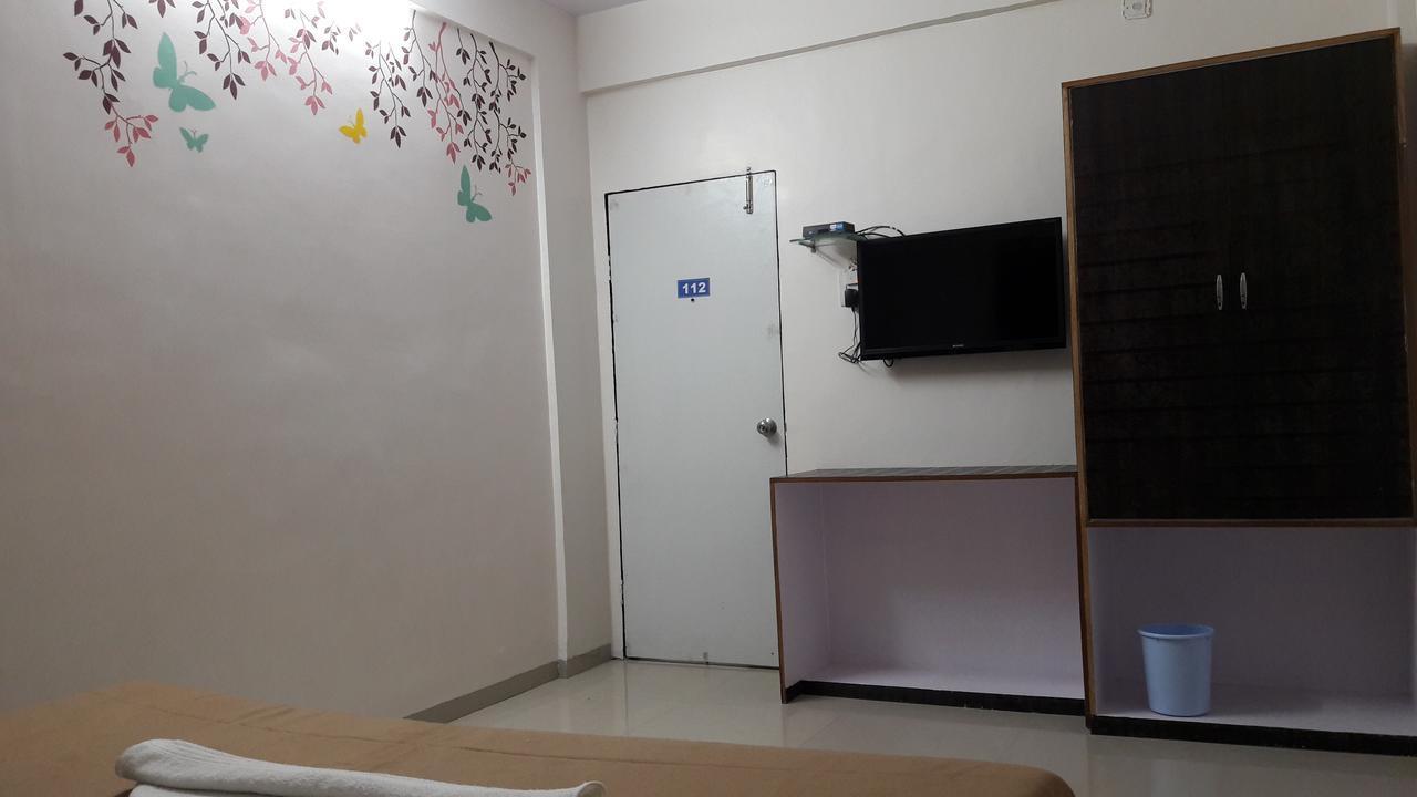 Hotel Aurangabad Regency Bagian luar foto