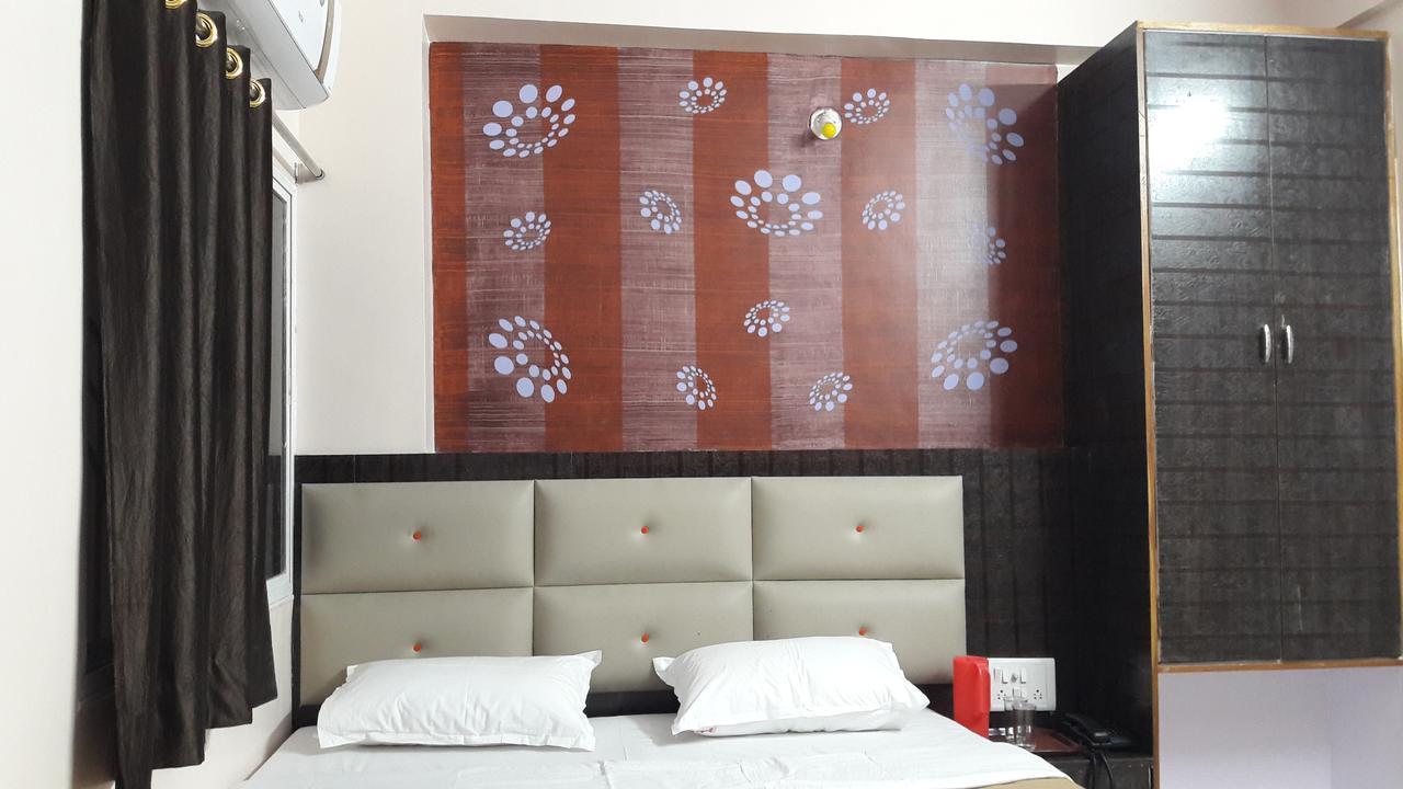 Hotel Aurangabad Regency Bagian luar foto