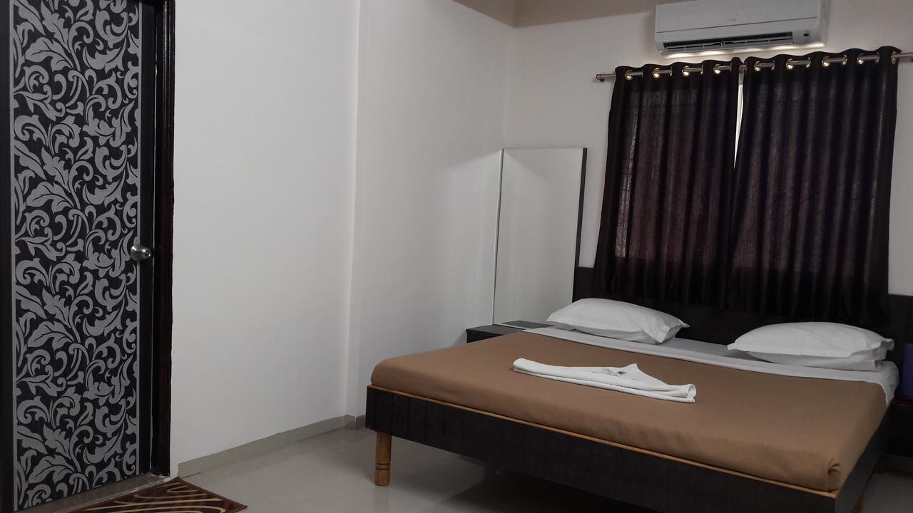 Hotel Aurangabad Regency Bagian luar foto